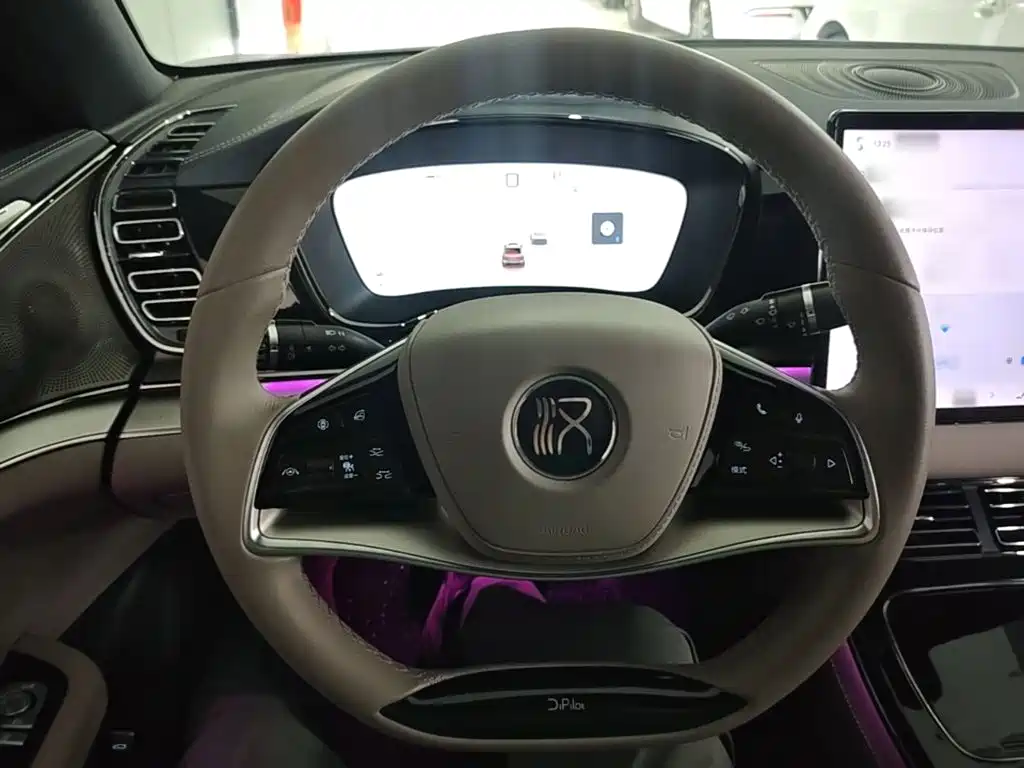 BYD Han — миниатюра 11