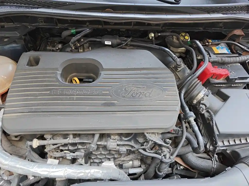 Ford Escape — миниатюра 11