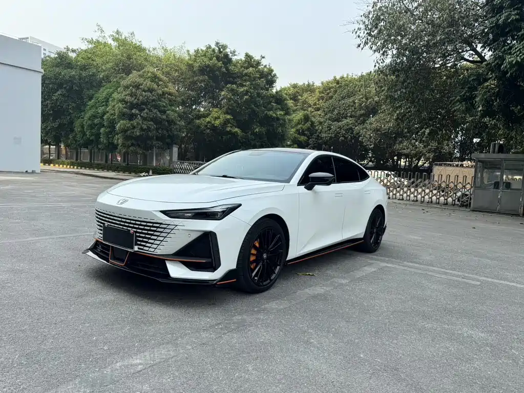 Changan UNI-V 2022