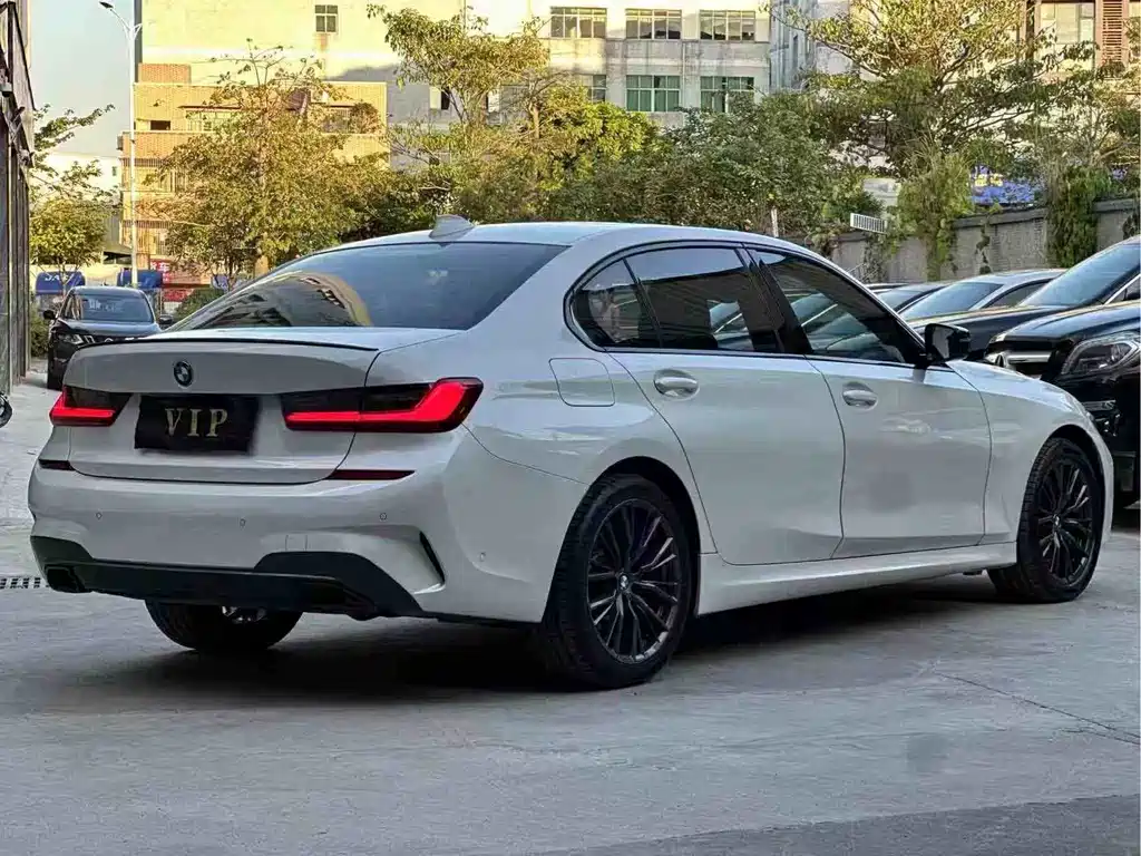 BMW 3 Series — миниатюра 9