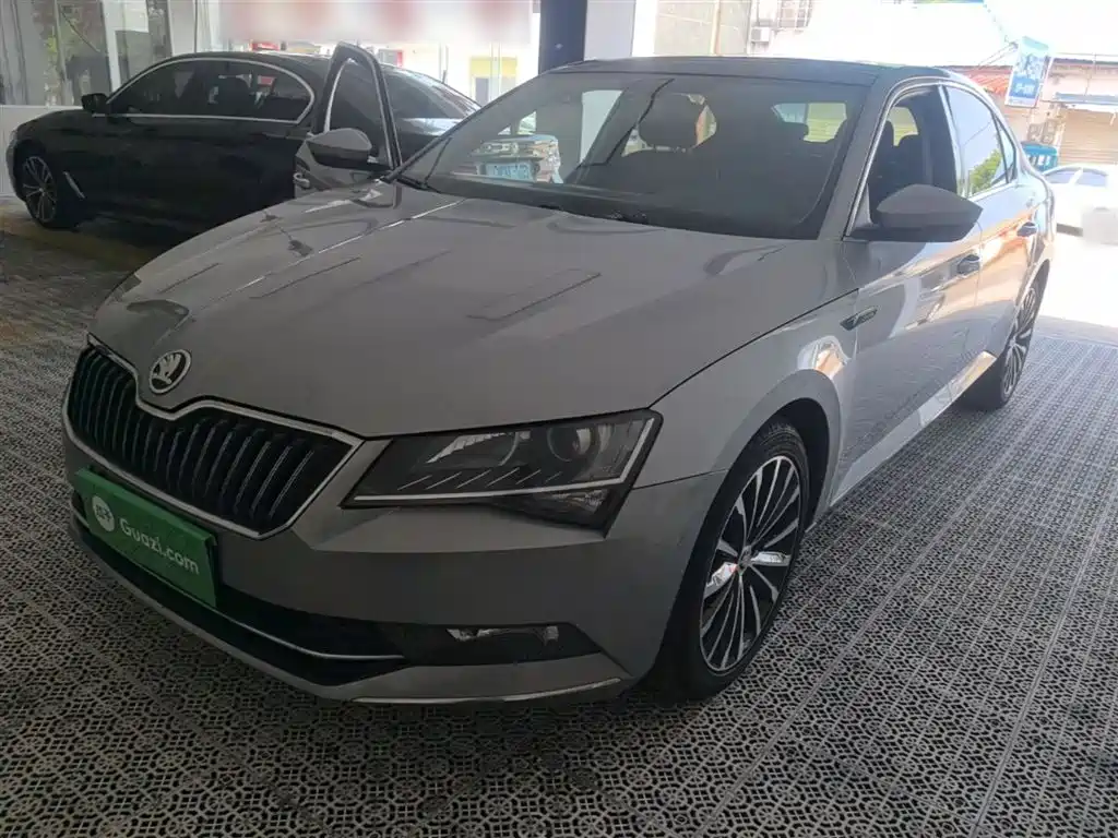 Skoda Superb 2019