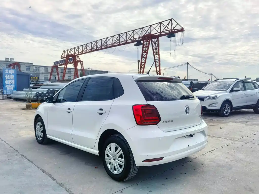 Volkswagen Polo — миниатюра 4