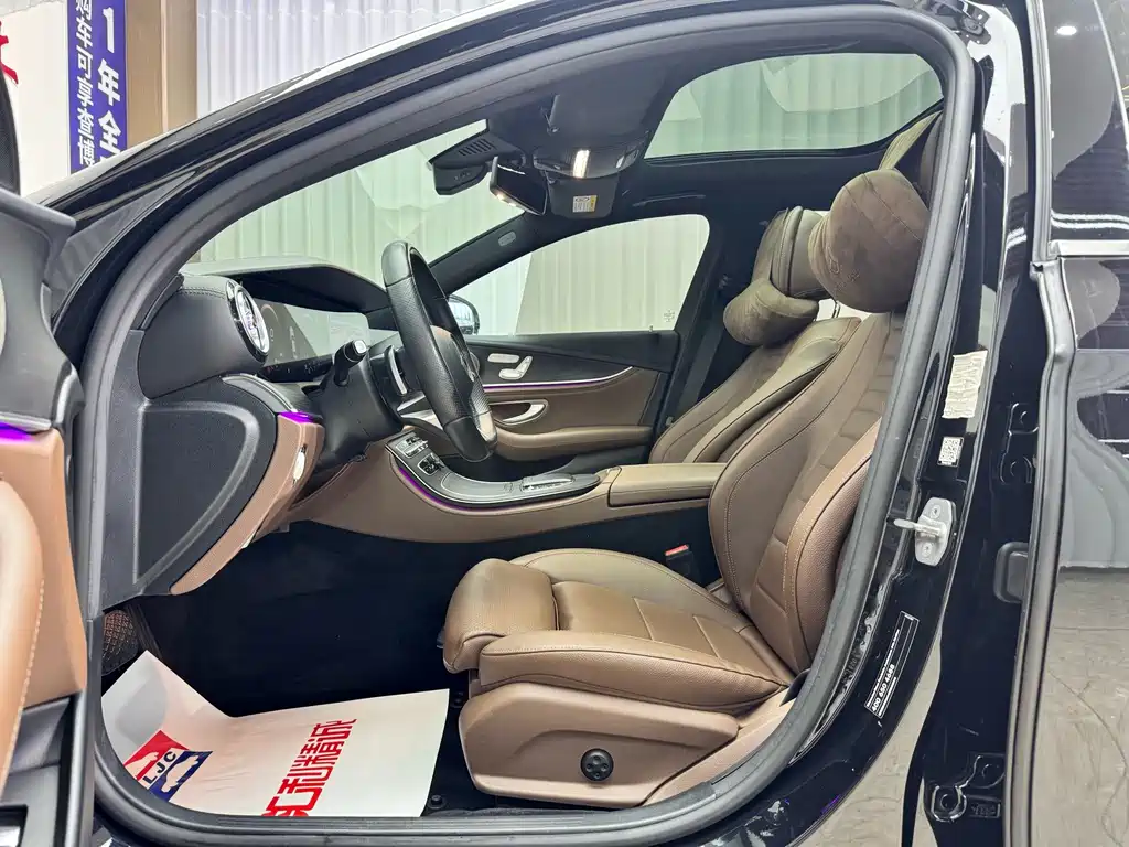 Mercedes-Benz E-Class — миниатюра 7