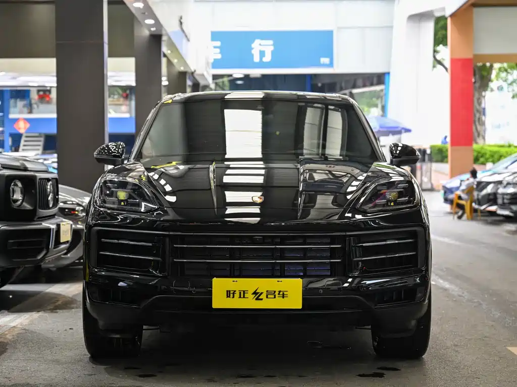 Porsche Cayenne 2025