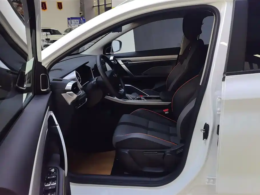 GEELY AUTOMOBILE BINYUE