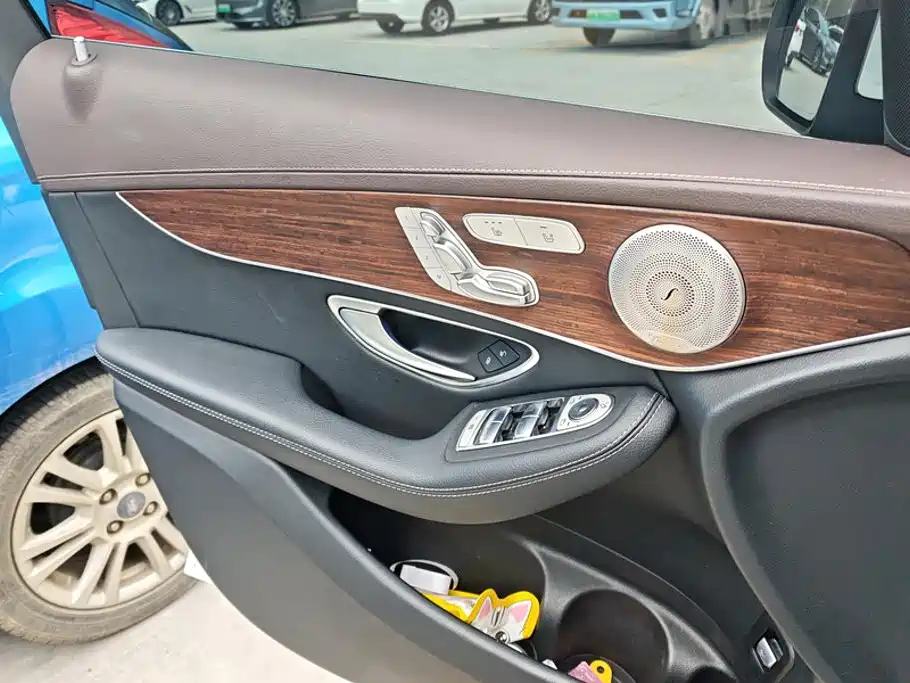 Mercedes-Benz GLC — миниатюра 7