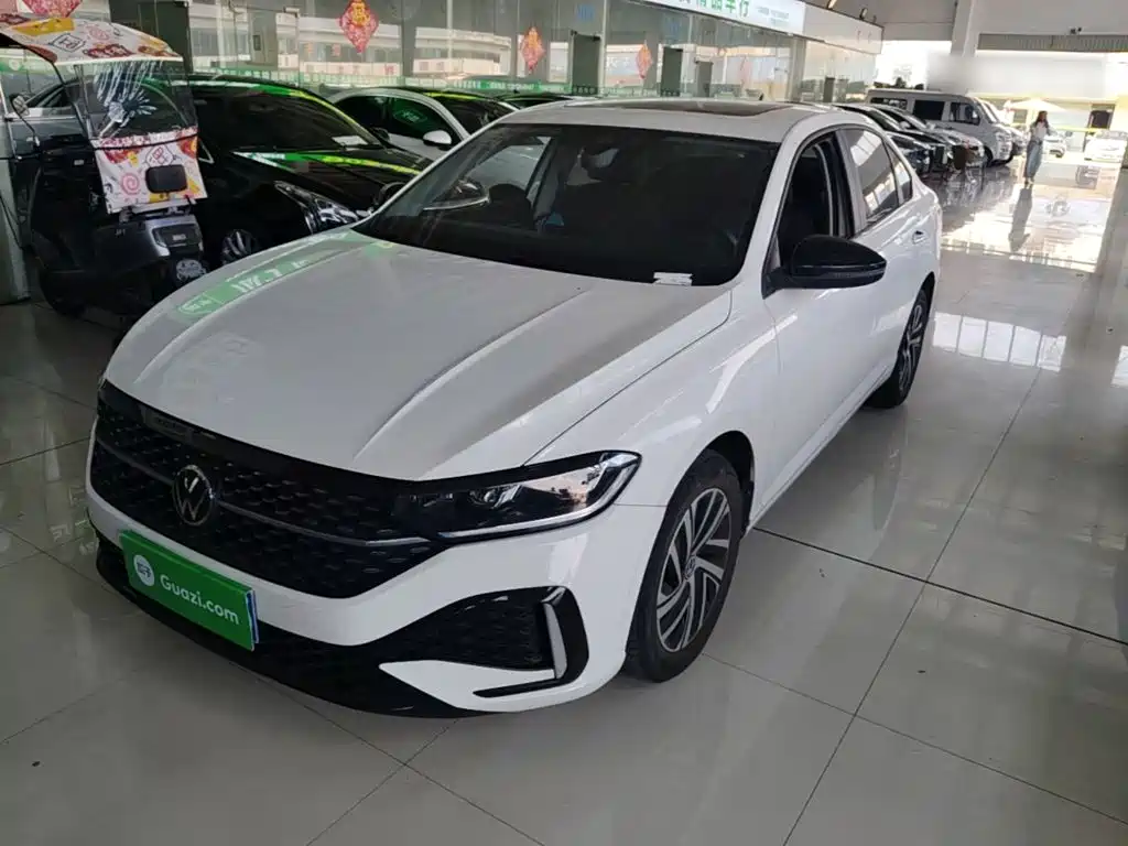 Volkswagen Lavida — миниатюра 2