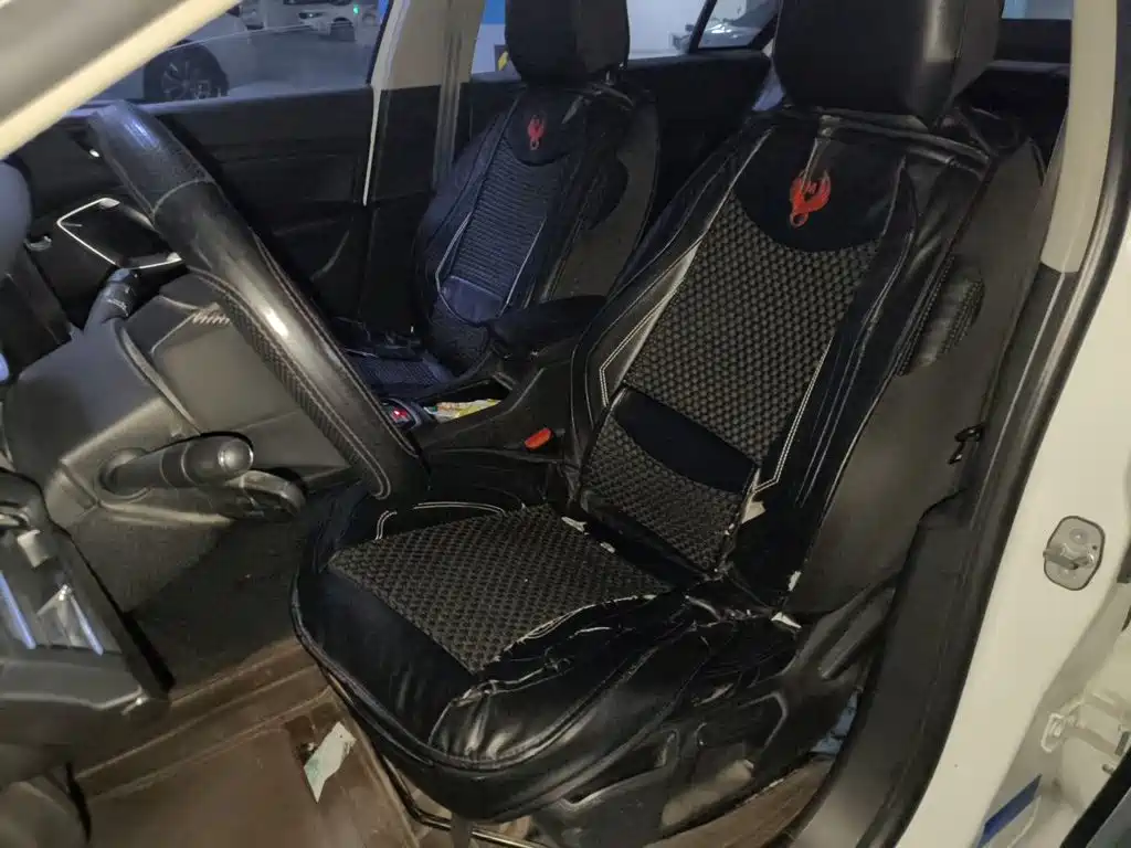 Peugeot 408 — миниатюра 8