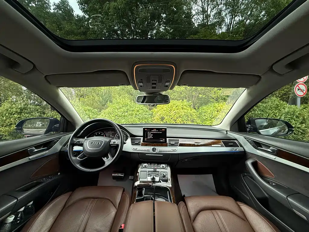 Audi A8 — миниатюра 12