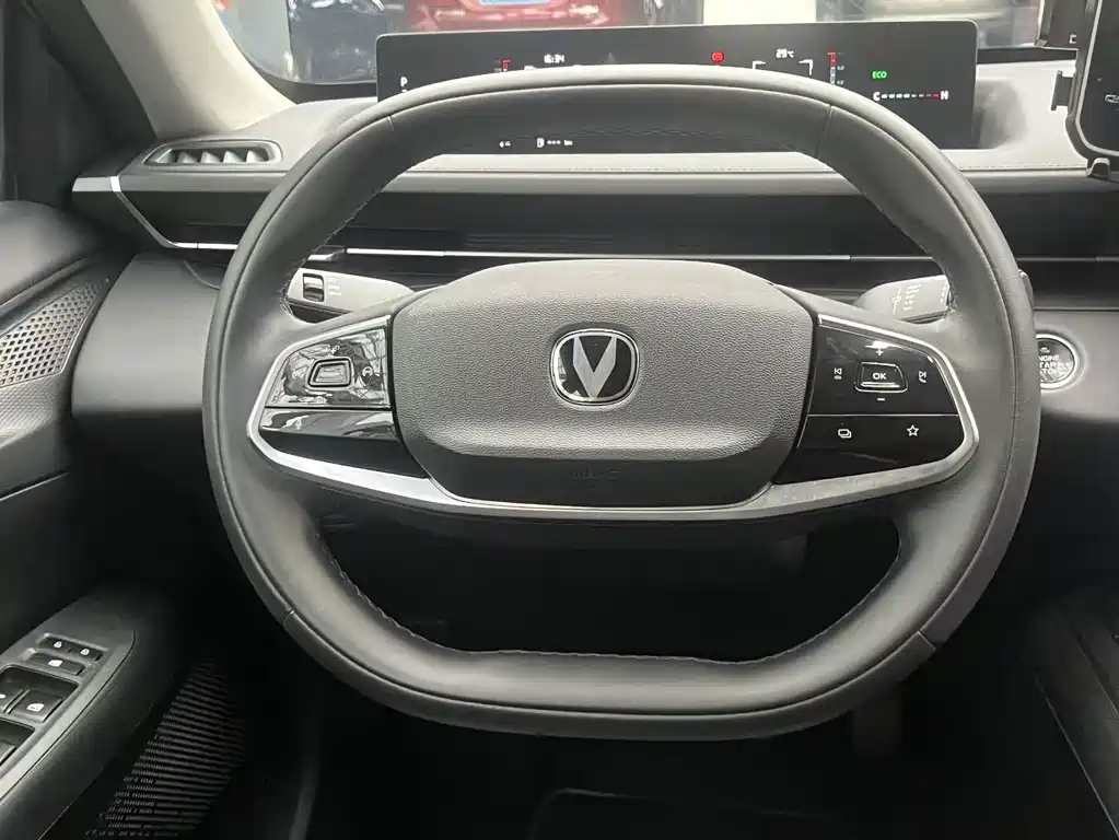 Changan Yida — миниатюра 6