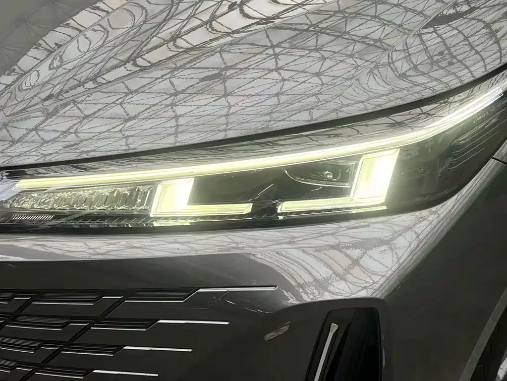 Changan Yida — миниатюра 10