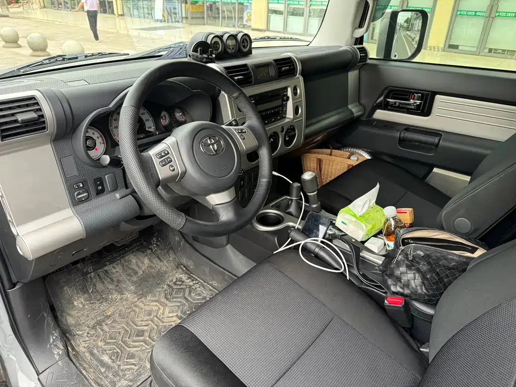 Toyota FJ Cruiser FJ 2024 4.0L