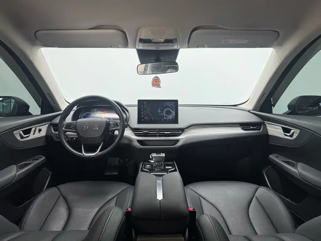 Hongqi Hongqi E-QM5 — миниатюра 12