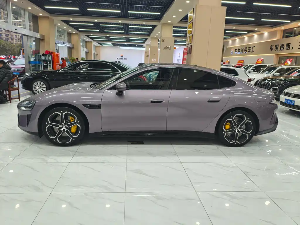 XIAOMI CAR XIAOMI SU7