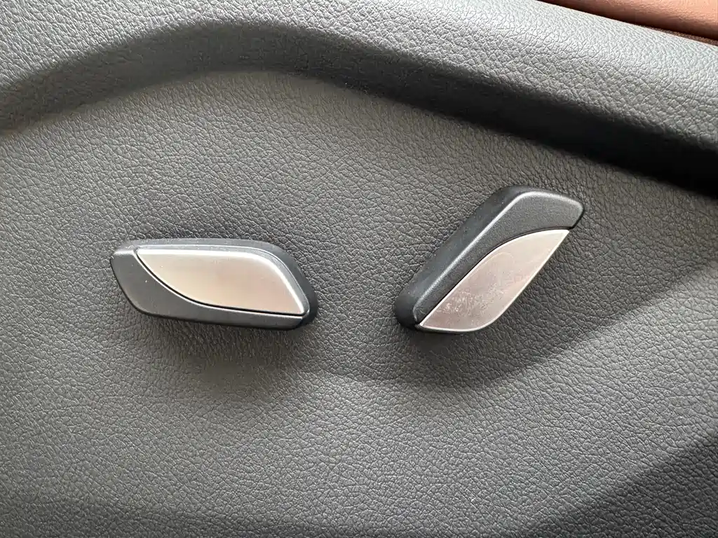 GEELY AUTOMOBILE VISION X6