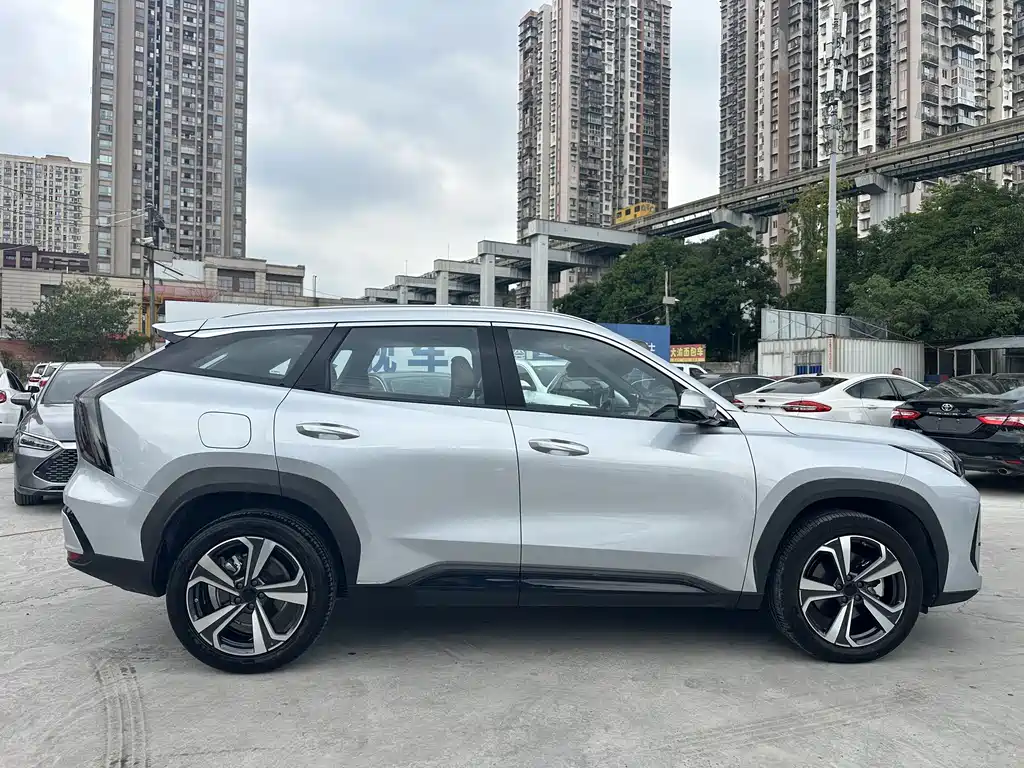 Geely Boyue L — миниатюра 7