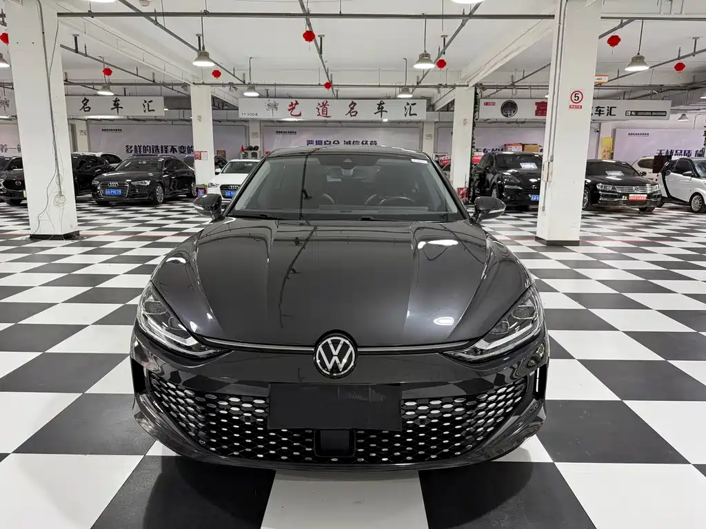 Volkswagen Lamando Lamando L 280TSI DSG Cool Hot Edition, фото 2