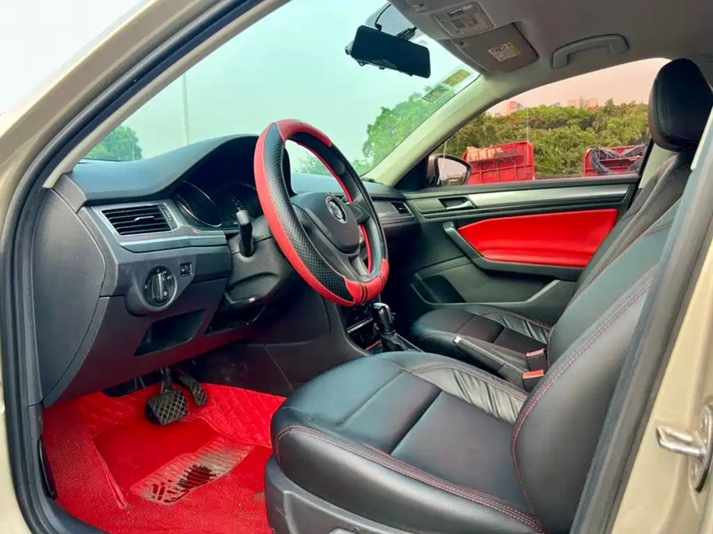 Volkswagen Bora — миниатюра 4