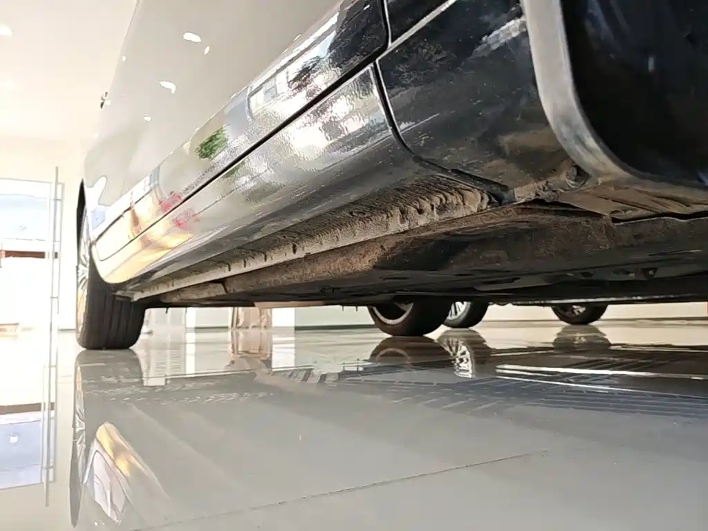 Hongqi Hongqi H5 — миниатюра 21