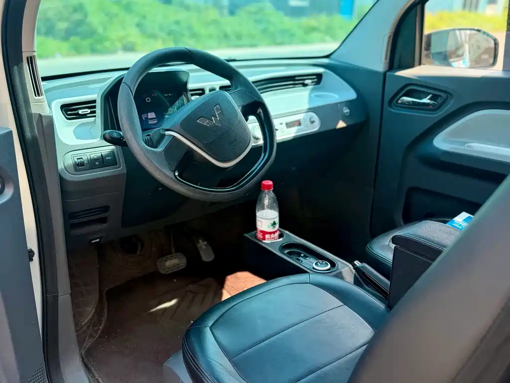 Wuling MINIEV — миниатюра 7