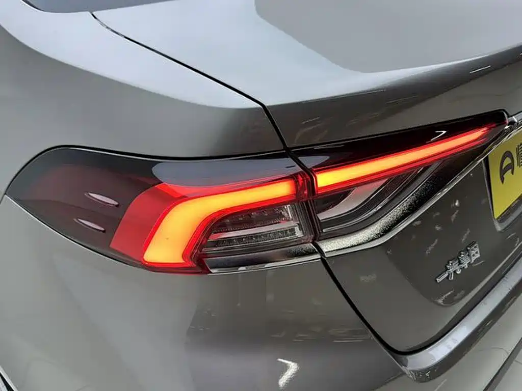 Toyota Corolla — миниатюра 14