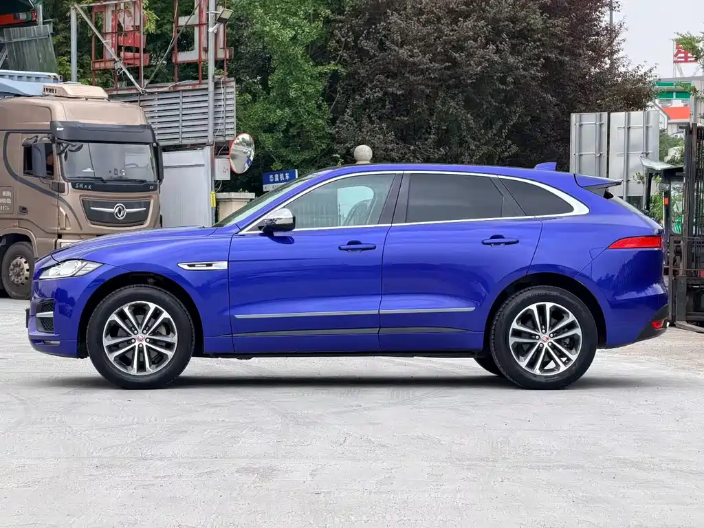 Jaguar F-PACE — миниатюра 9
