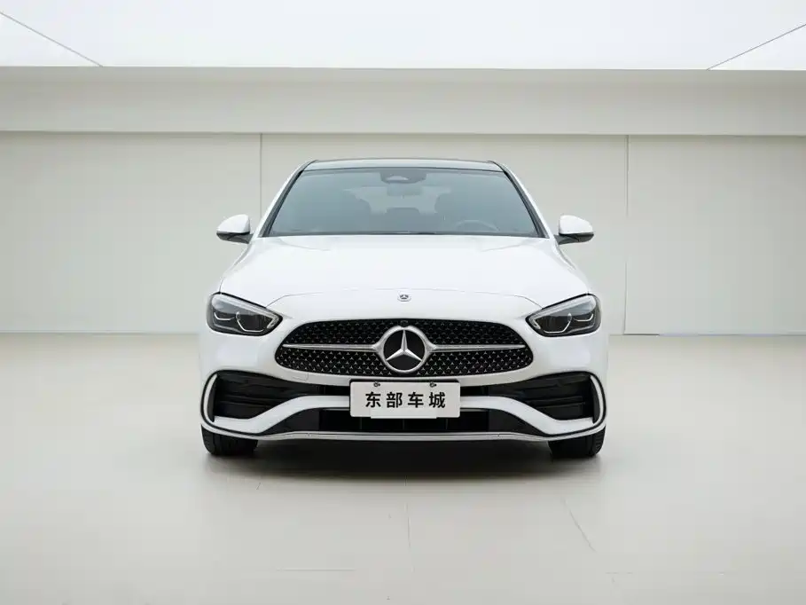 Mercedes-Benz C-Class — миниатюра 2