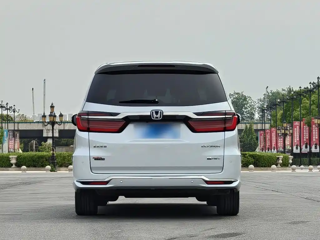 Honda Elysion — миниатюра 18