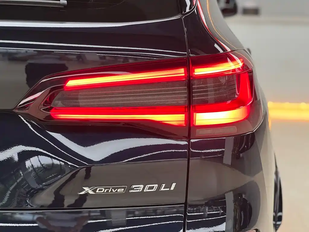 BMW X5 — миниатюра 18