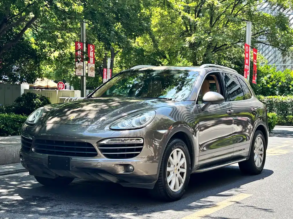 Porsche Cayenne 2011