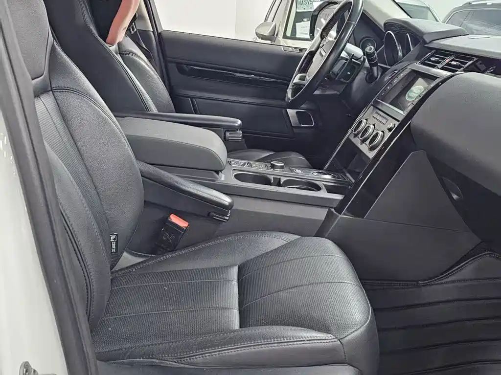 Land Rover Discovery — миниатюра 11