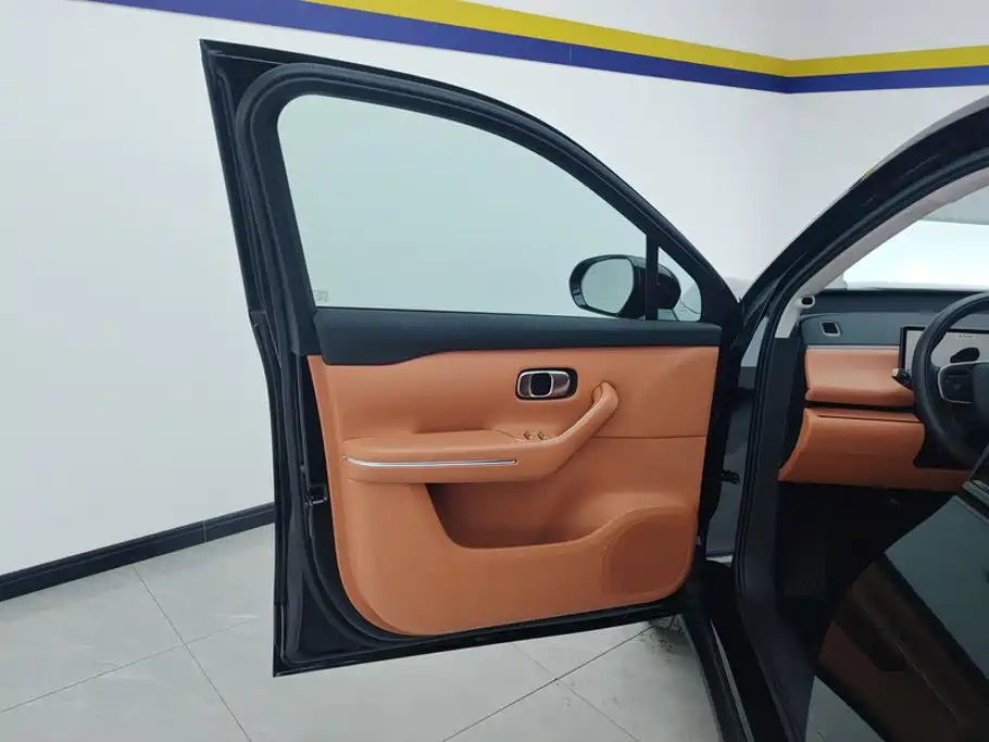 Leapmotor Leapmotor C16 — миниатюра 7