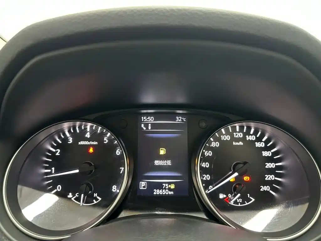Nissan Qashqai — миниатюра 16
