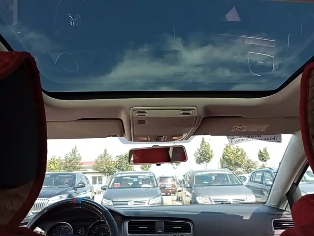 Volkswagen Golf — миниатюра 18