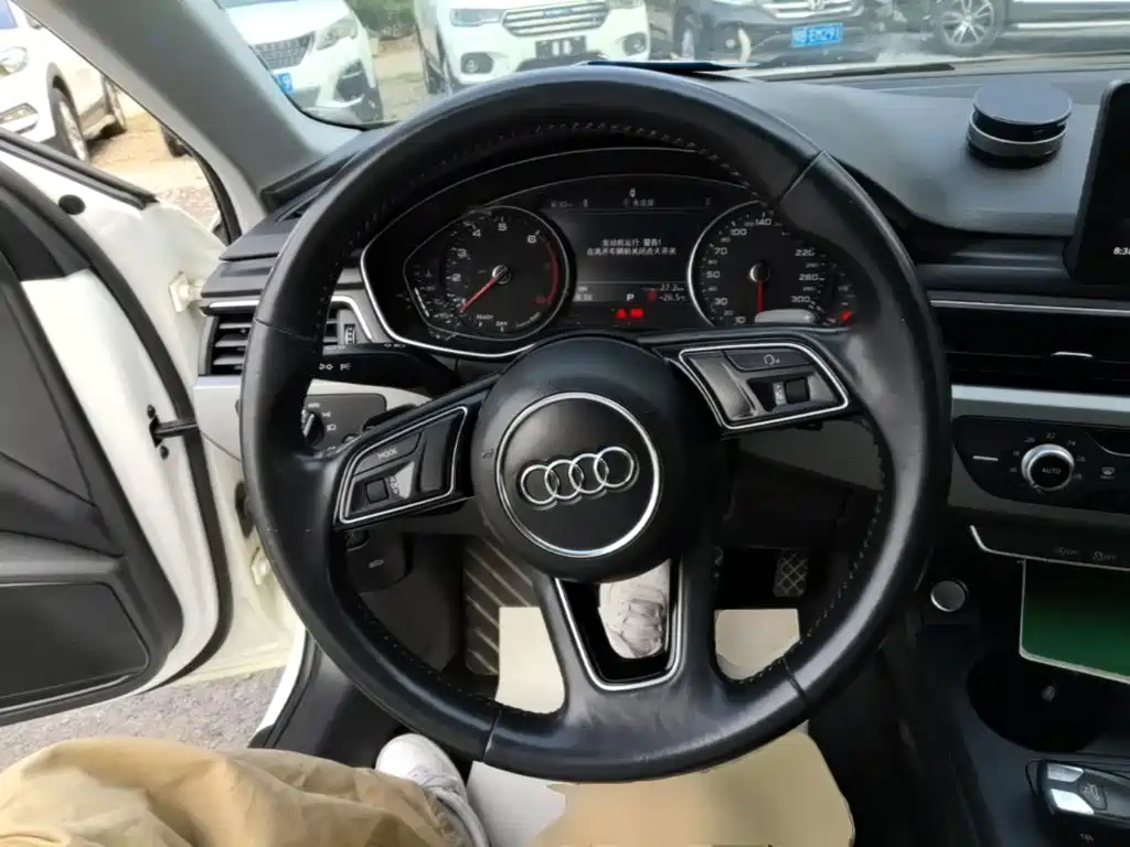 Audi A4L — миниатюра 11