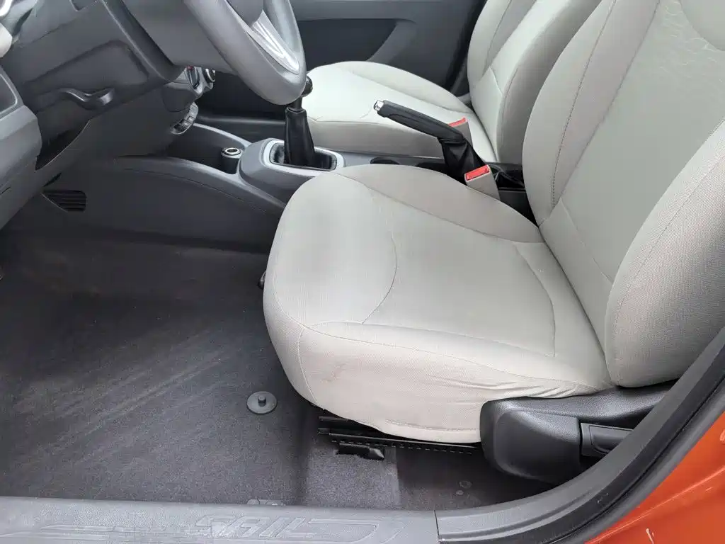 Chevrolet Sail — миниатюра 20