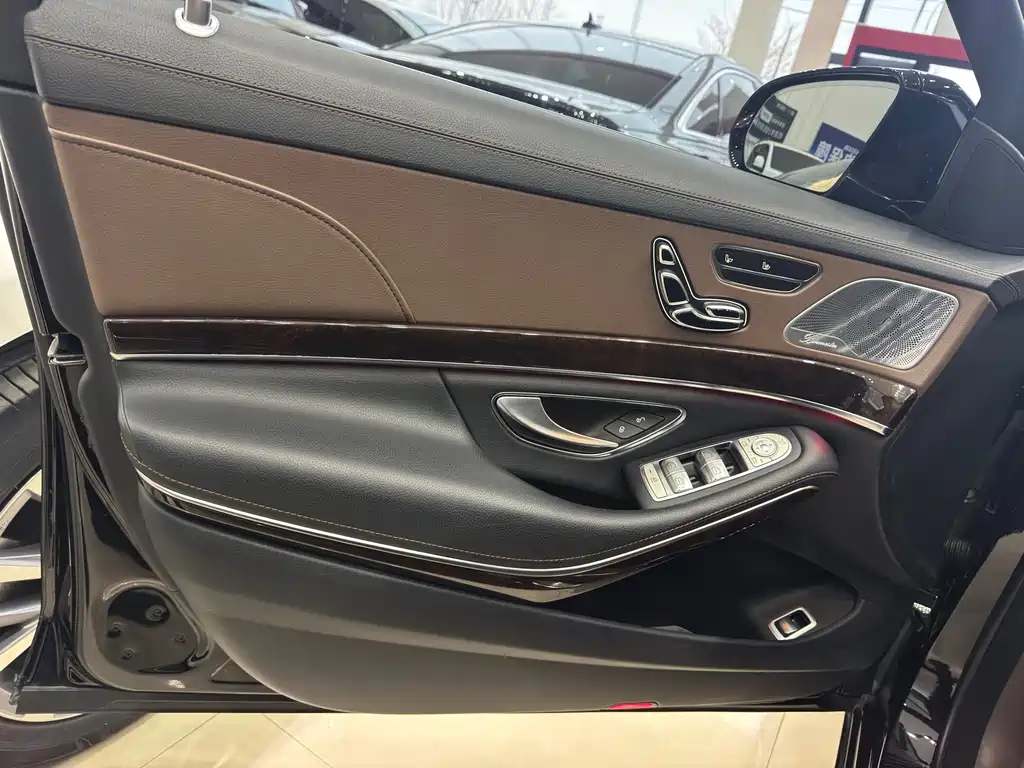 MERCEDES-BENZ S CLASS