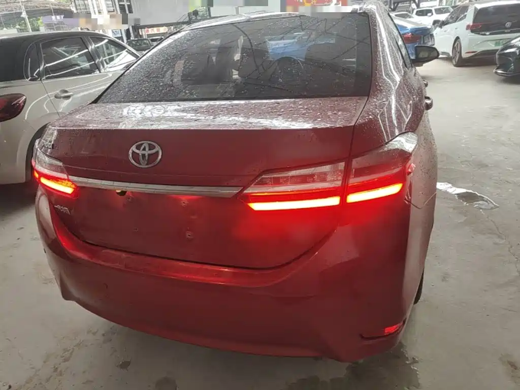 Toyota Corolla — миниатюра 6