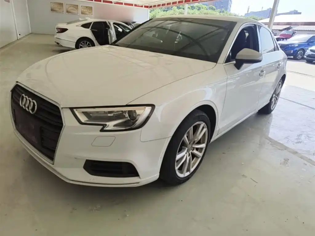 Audi A3 2018 30 Anniversary Year Type Limousine 35 TFSI Progressive Type