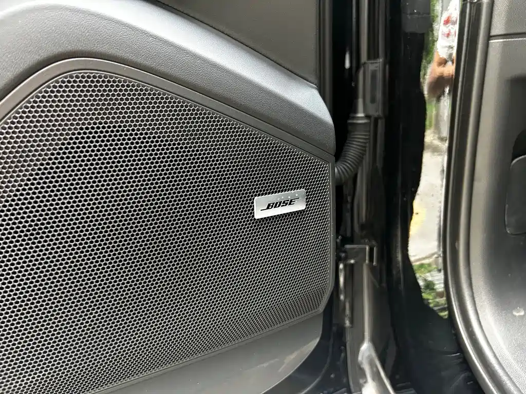 Porsche Cayenne — миниатюра 11