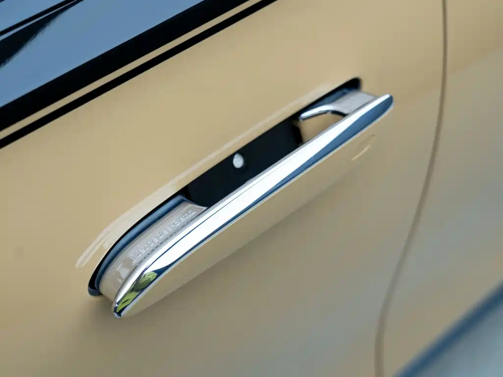 Mercedes-Benz S-Class — миниатюра 4