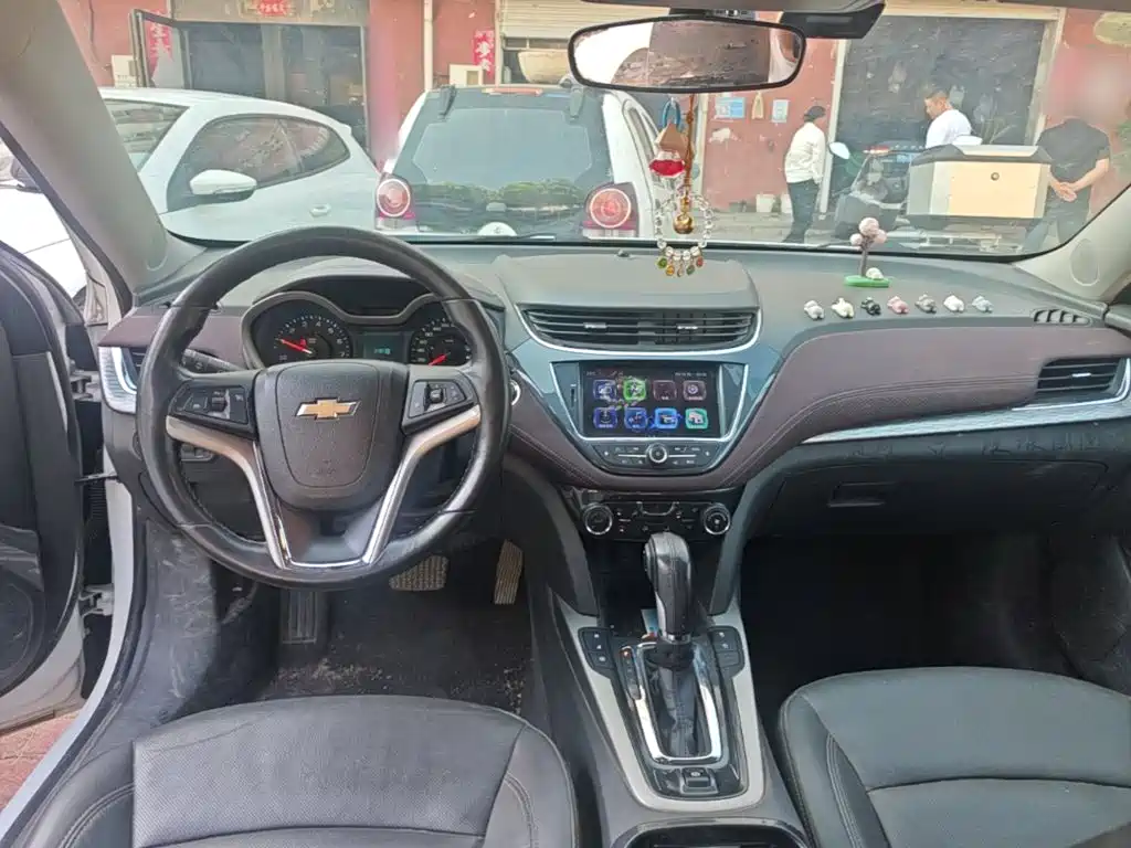 Chevrolet Malibu — миниатюра 10