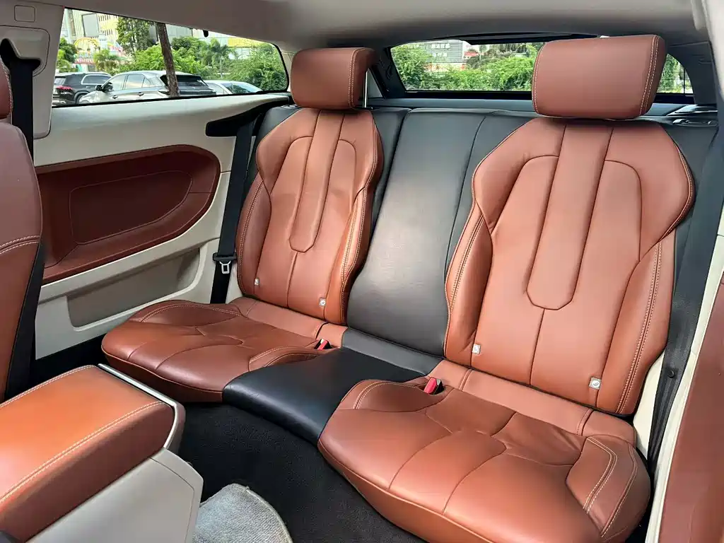 Land Rover Evoque (Import) — миниатюра 5