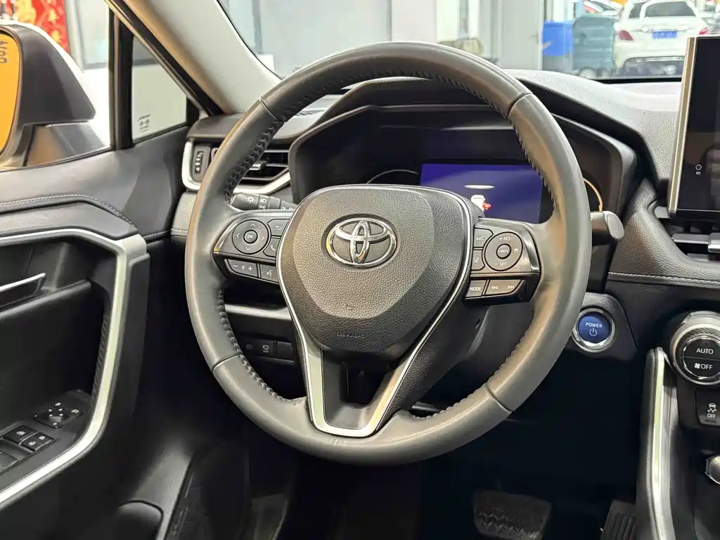 TOYOTA RAV4 RONGFANG