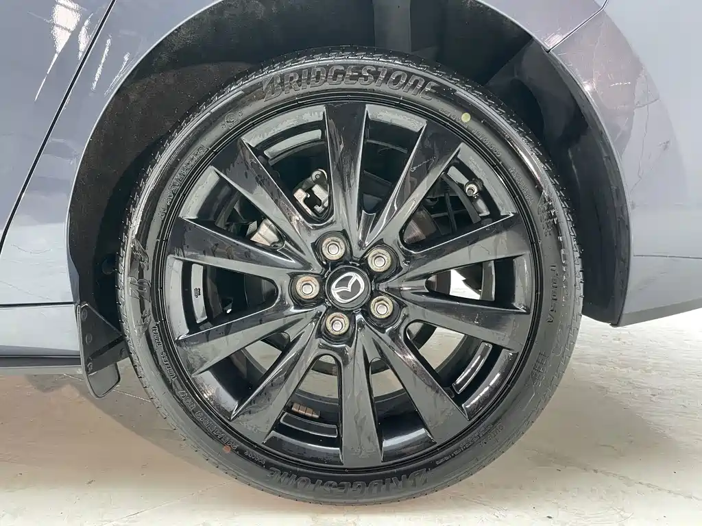 Mazda 3 Axela — миниатюра 13