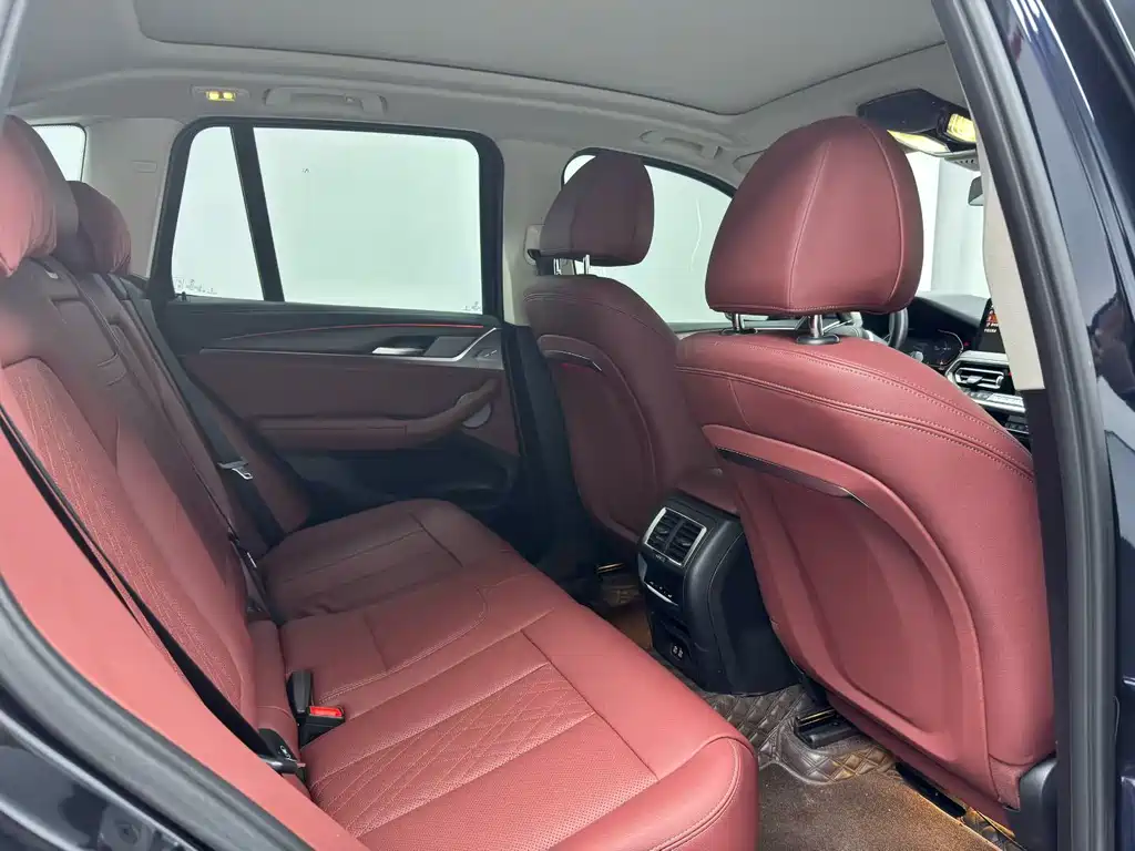 BMW X3 — миниатюра 9