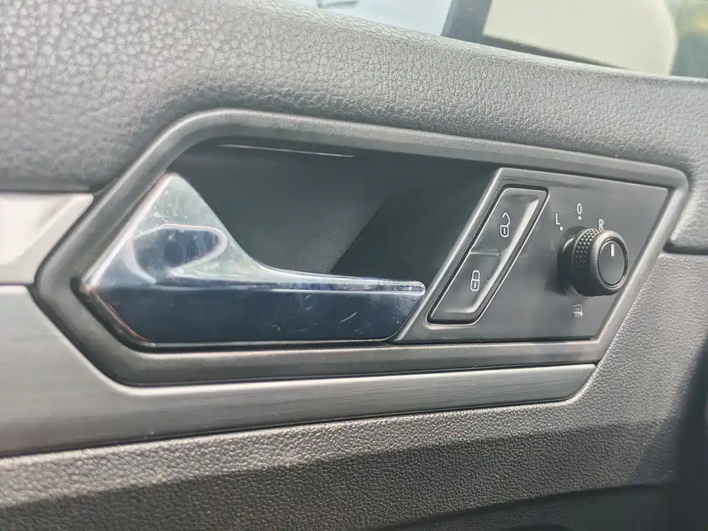 Volkswagen Lamando — миниатюра 11