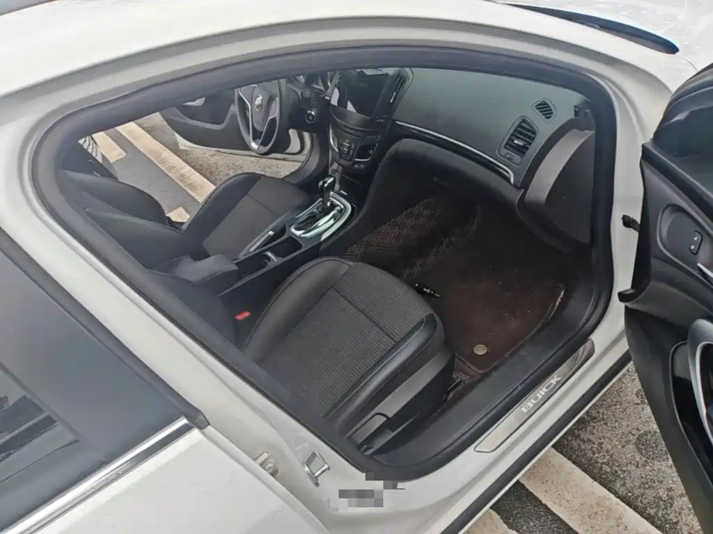 Buick Regal — миниатюра 9