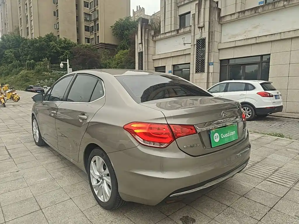 Citroen C4L — миниатюра 5