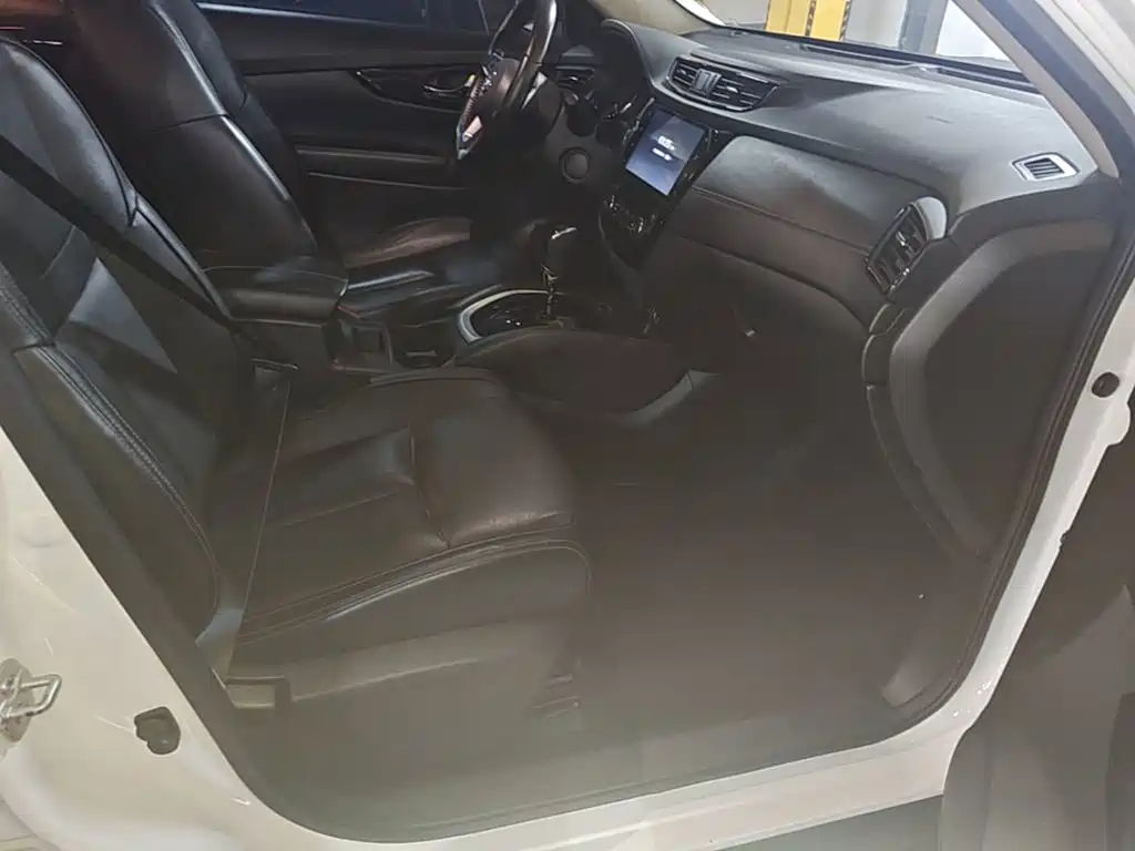 Nissan X-Trail — миниатюра 25
